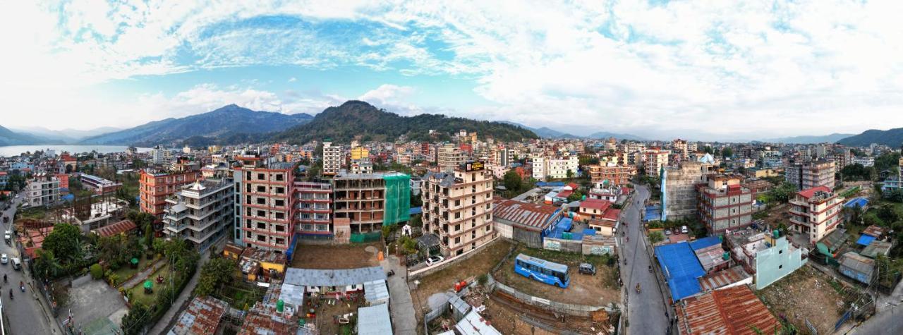 Kumari Star Inn Покхара Екстер'єр фото