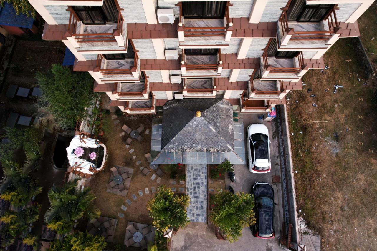 Kumari Star Inn Покхара Екстер'єр фото