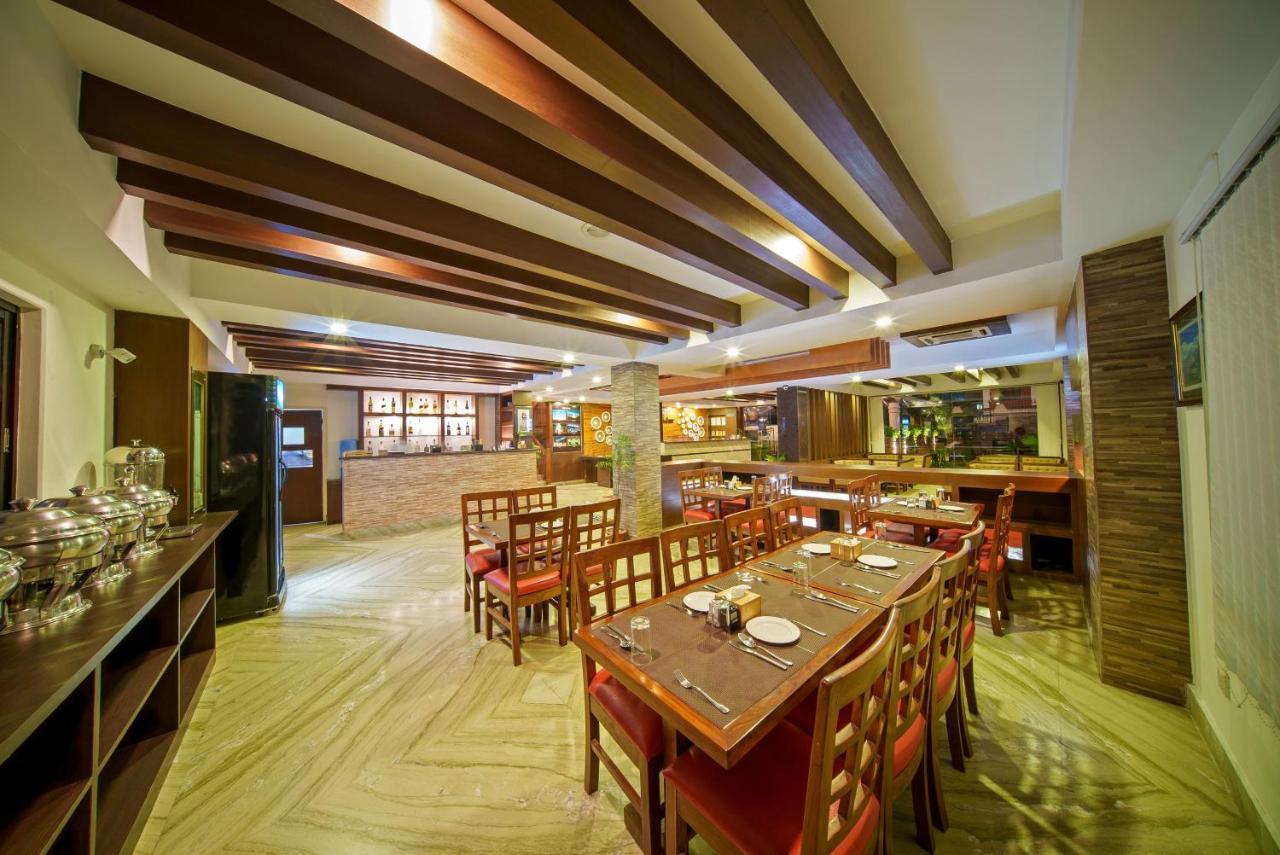 Kumari Star Inn Покхара Екстер'єр фото