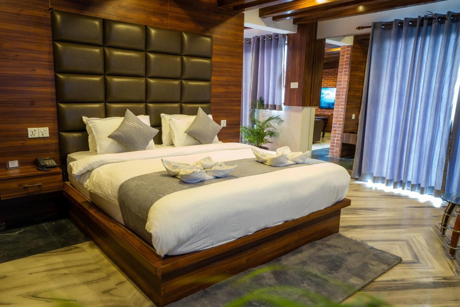 Kumari Star Inn Покхара Екстер'єр фото