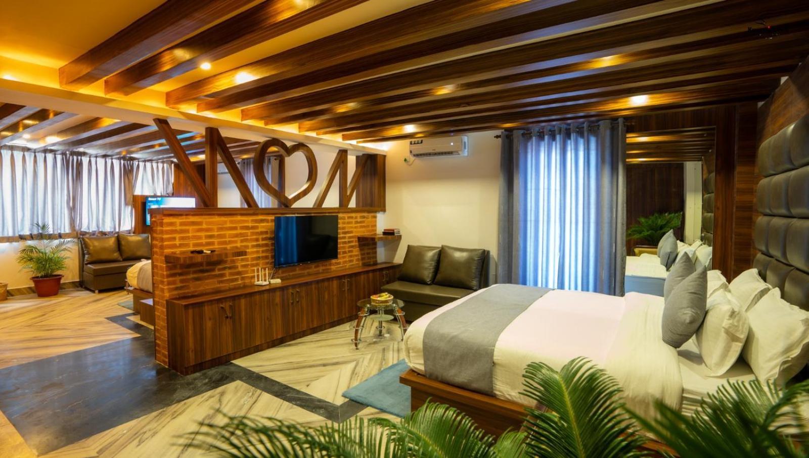 Kumari Star Inn Покхара Екстер'єр фото