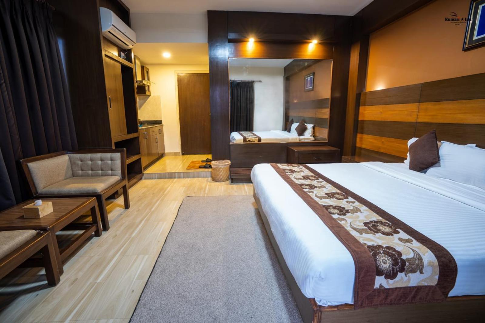 Kumari Star Inn Покхара Екстер'єр фото